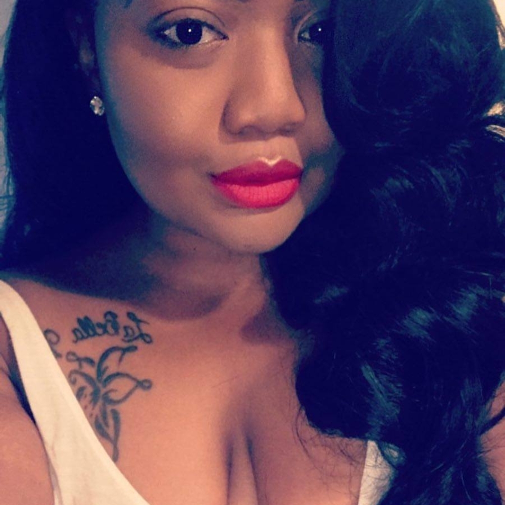 Meet your Posher, Courtney